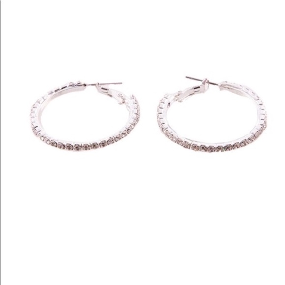 STUNNING. Gold plated rhinestone hoop earrings - Picture 2 of 2